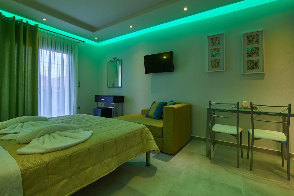 Grey House Apartments Nikiti  Pokój zdjęcie